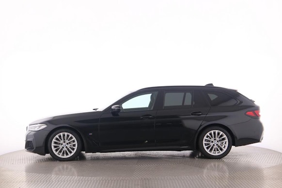 BMW 530d xDrive Touring 3