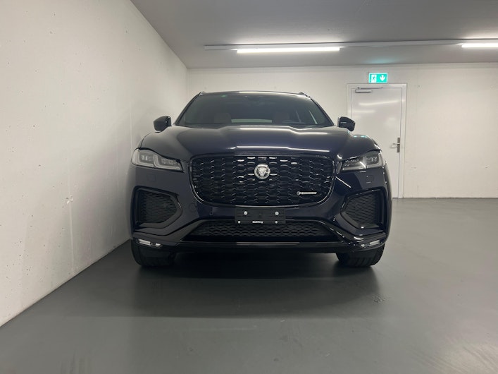 Vehicle image JAGUAR F-PACE