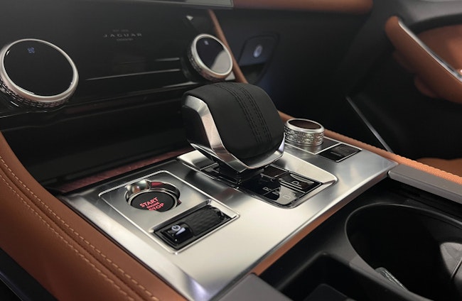 Vehicle image 7 Vehicle image 7