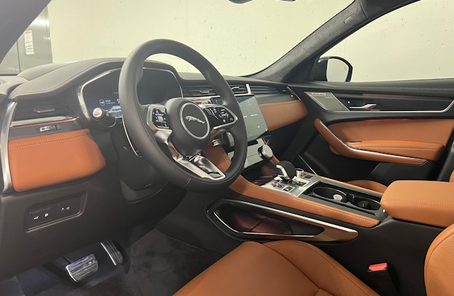 Vehicle image 6 Vehicle image 6