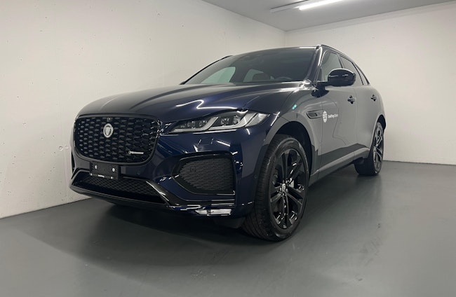 First vehicle image First vehicle image