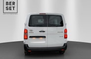 Vehicle image 4 Vehicle image 4