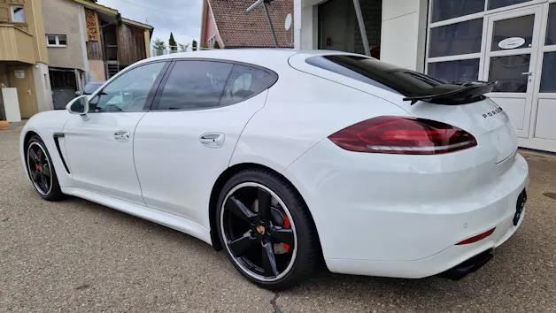 Porsche Panamera 4.8 V8 GTS PDK