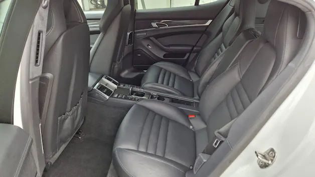 Porsche Panamera 4.8 V8 GTS PDK