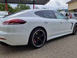 Porsche Panamera 4.8 V8 GTS PDK