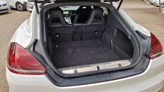 Porsche Panamera 4.8 V8 GTS PDK