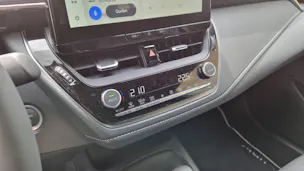 Toyota Corolla 1.8 HSD Comfort
