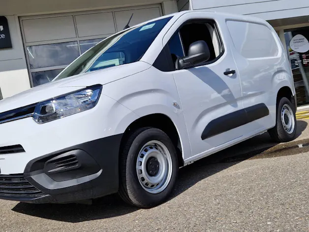 Toyota PROACE CITY Van L1 1.2 Profi