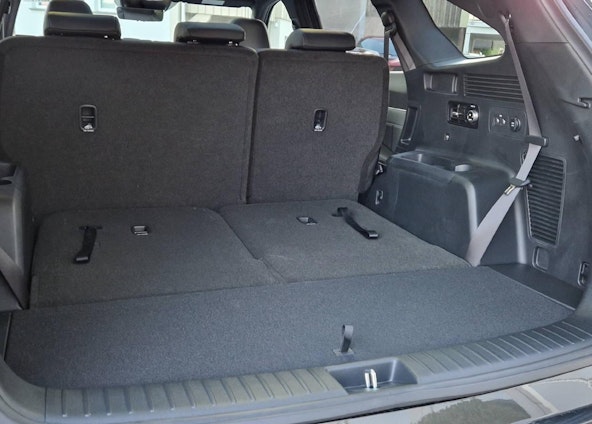 Vehicle image 12 Vehicle image 12