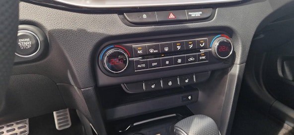 Vehicle image 5 Vehicle image 5