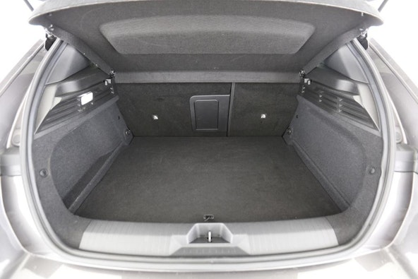 Vehicle image 9 Vehicle image 9