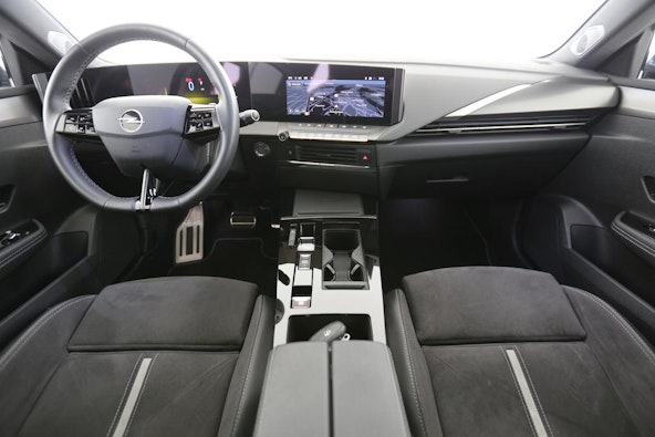 Vehicle image 4 Vehicle image 4