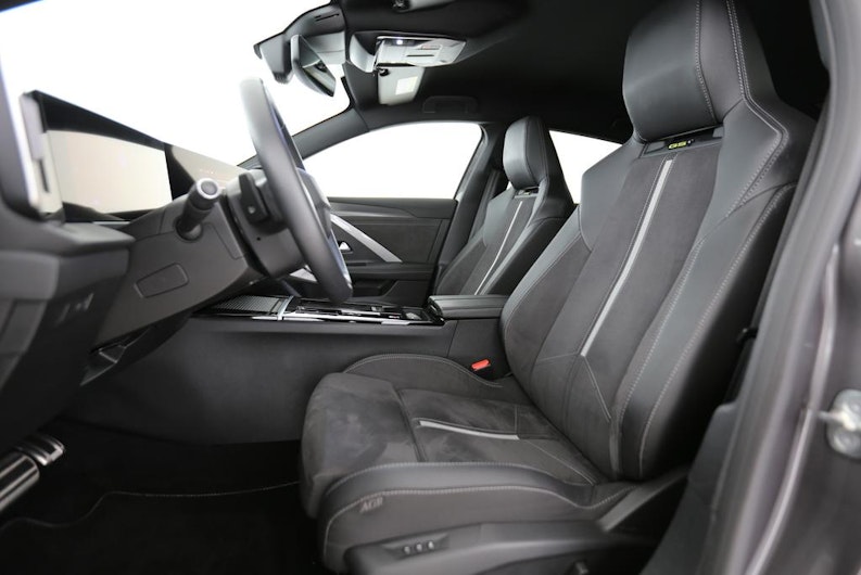 Vehicle image OPEL ASTRA