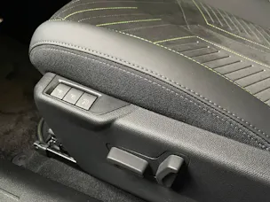 Peugeot 208 1.2 Hybrid 136 GT