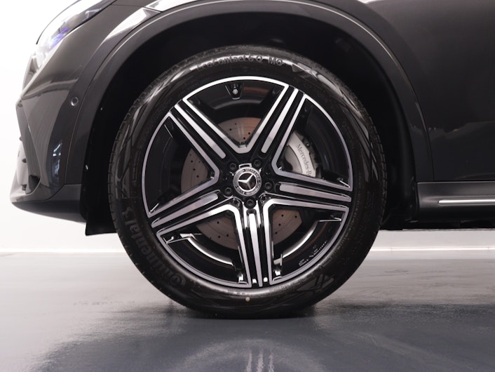 Vehicle image MERCEDES-BENZ GLC 200