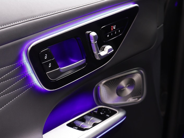 Vehicle image MERCEDES-BENZ GLC 200