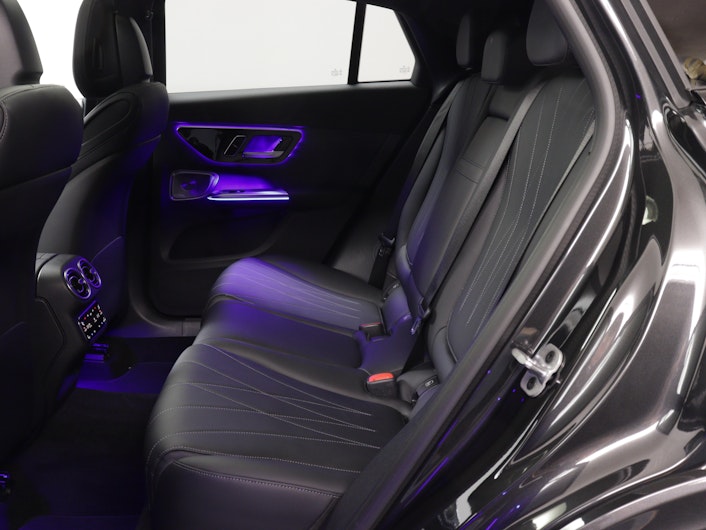 Vehicle image MERCEDES-BENZ GLC 200