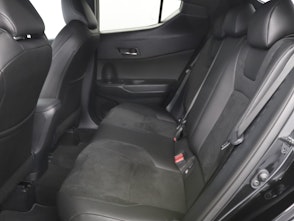 Vehicle image TOYOTA C-HR 2.0 VVTi HSD Move