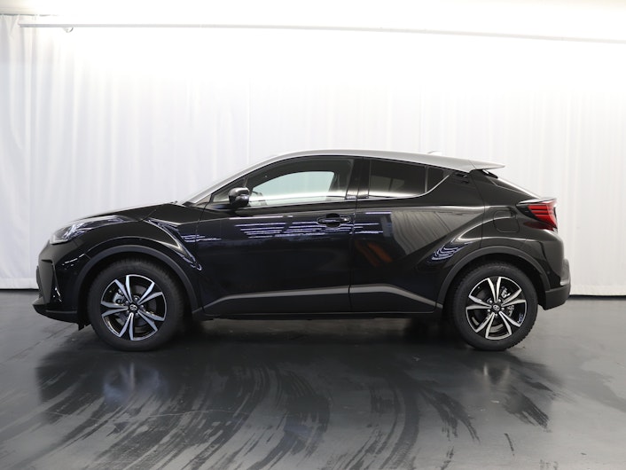 Vehicle image TOYOTA C-HR
