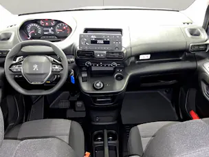 Peugeot Partner Kaw. 1000 Long vertiefte Kabine 130 Pro