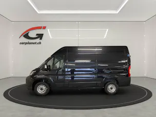 Peugeot Boxer Kaw. 333 L2H2 2.2 BlueHDi 120