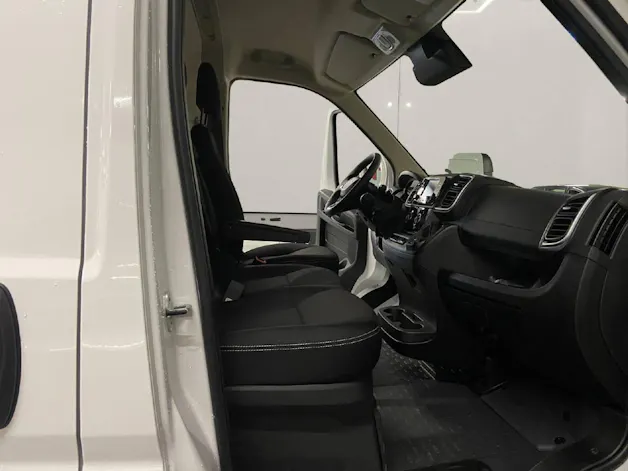 Peugeot Boxer Kaw. 330 L2H2 2.2 BlueHDi 120