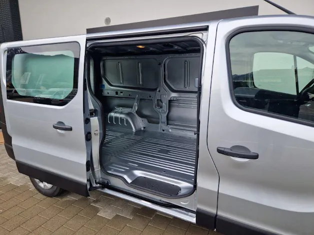 Renault Trafic Kaw. 3.0 t L2 H1 2.0 dCi Blue 150 Advance