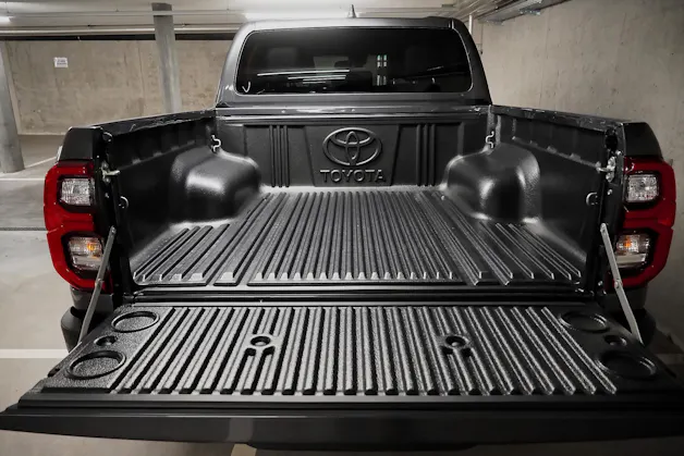 Toyota Hilux Double Cab.-Pick-up 2.8 D-4D 204 Invincible MHEV