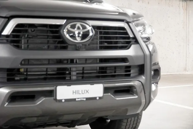 Toyota Hilux Double Cab.-Pick-up 2.8 D-4D 204 Invincible MHEV