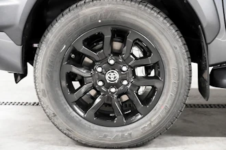 https://vehicle.imgix.net/3666436/e550f526-d870-4470-a63c-885cc5e8cdb0.jpg