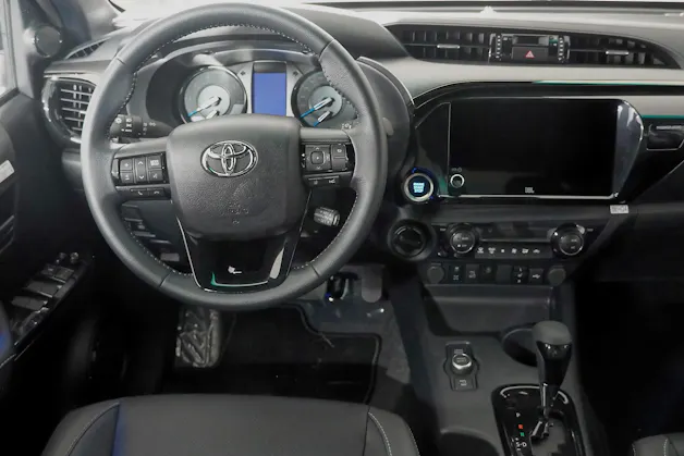 Toyota Hilux Double Cab.-Pick-up 2.8 D-4D 204 Invincible MHEV