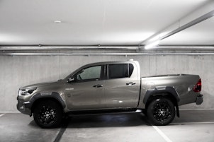Fahrzeugbild TOYOTA Hilux Double Cab.-Pick-up 2.8 D-4D 204 Invincible MHEV