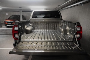 Fahrzeugbild TOYOTA Hilux Double Cab.-Pick-up 2.8 D-4D 204 Invincible MHEV