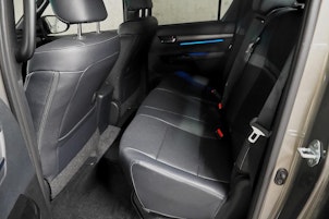 Fahrzeugbild TOYOTA Hilux Double Cab.-Pick-up 2.8 D-4D 204 Invincible MHEV