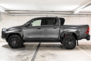 Vehicle image TOYOTA Hilux Double Cab.-Pick-up 2.8 D-4D 230 GR Sport II