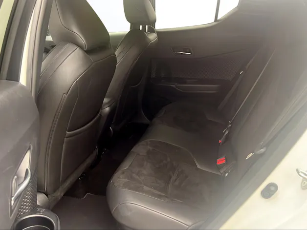Toyota C-HR 2.0 VVTi HSD Move