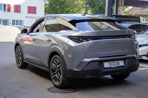 Peugeot 3008 1.2 Hybrid GT