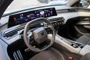 Peugeot 3008 1.2 Hybrid GT