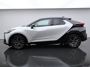 Vehicle image TOYOTA C-HR 2.0 PHEV Style Premiere