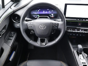 Vehicle image TOYOTA C-HR 2.0 PHEV Style Premiere