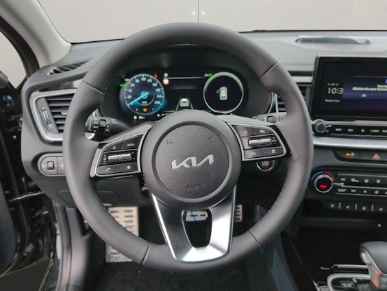 Vehicle image 9 Vehicle image 9