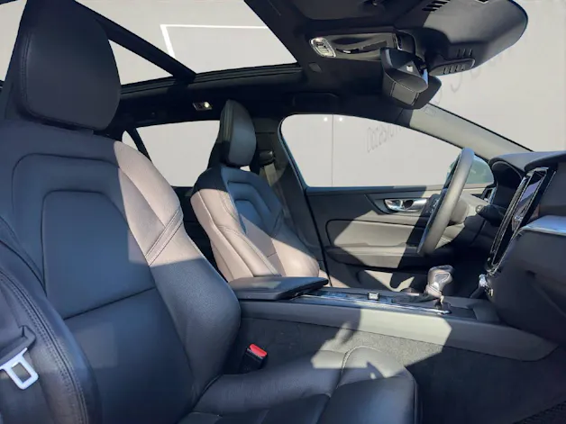 Volvo V60 2.0 D4 Momentum