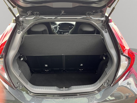 Vehicle image 10 Vehicle image 10