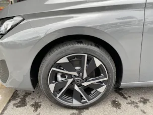 Peugeot 308 1.2 Hybrid Allure