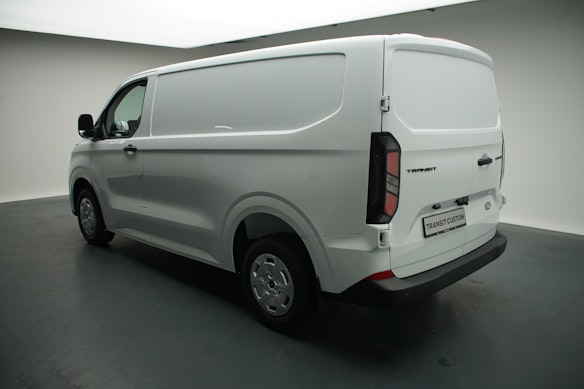 FORD Transit C Van 300 L1 2.0 EcoBlue 136 Trend 2