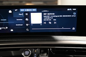 Vehicle image PEUGEOT 5008 1.6 PHEV GT