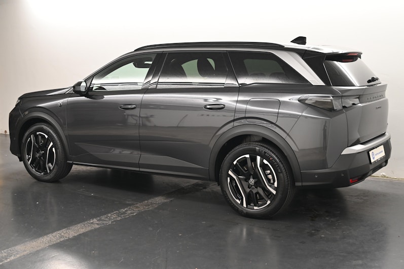 Vehicle image PEUGEOT 5008