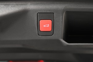 Vehicle image PEUGEOT 5008 1.6 PHEV GT