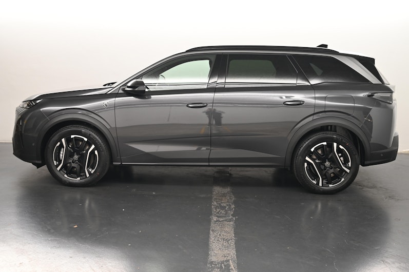 Vehicle image PEUGEOT 5008