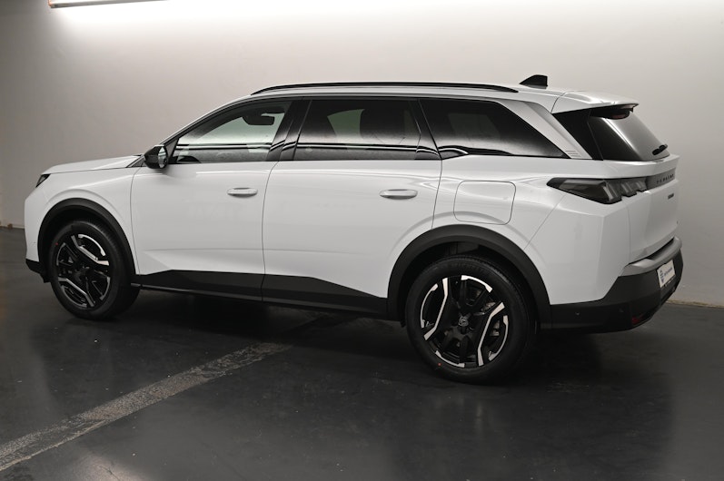 Vehicle image PEUGEOT 5008